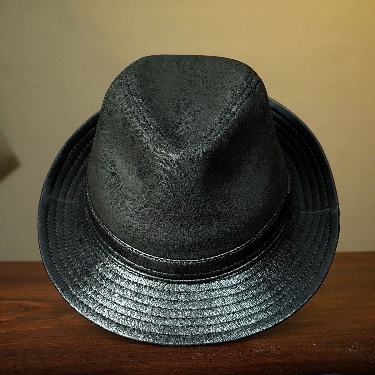 Shows Gentleman Retro High Qua - Leather Work Hat recension och pris